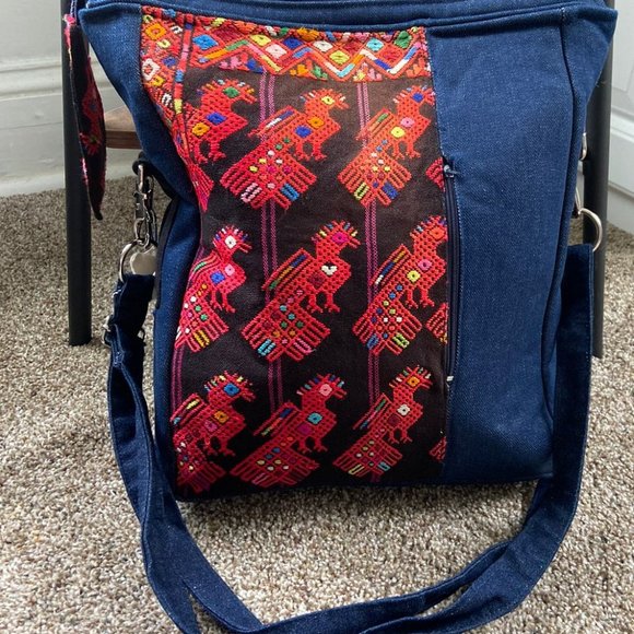 Item textiles and design Crossbody Bag - Picture 4 of 7